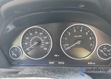 2016 BMW 320 xDrive z USA, uszkodzony, nr VIN WBA8E5G56GNU19158